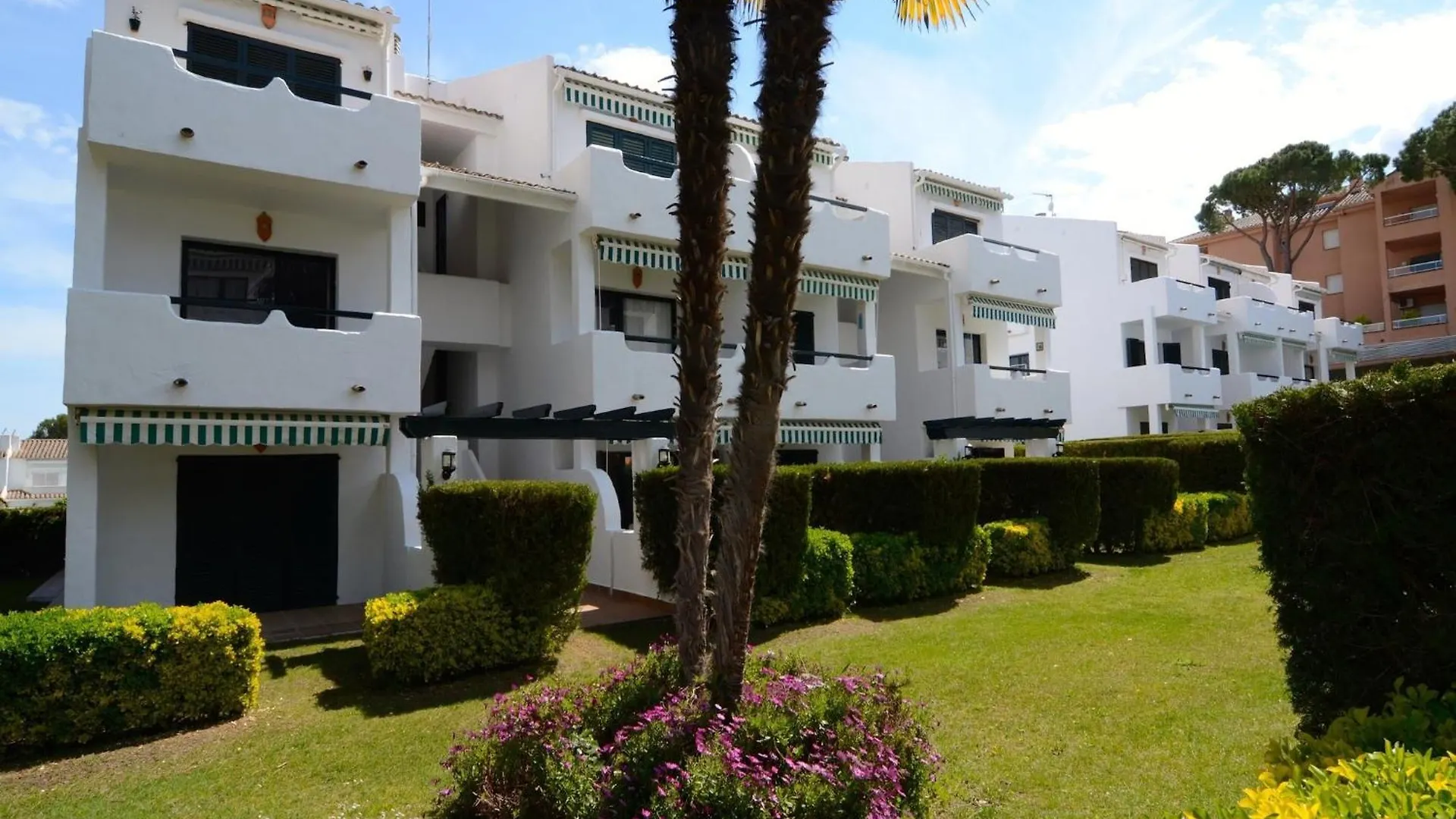 The Apartment In Pals Has 2 Bedrooms